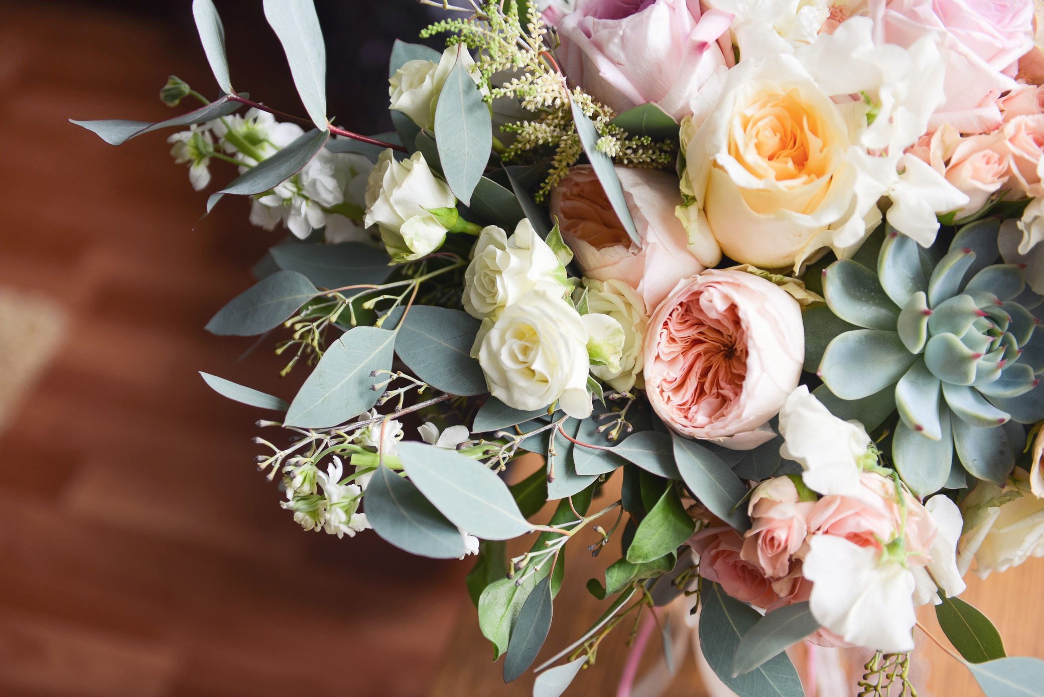 wedding flowers romantic